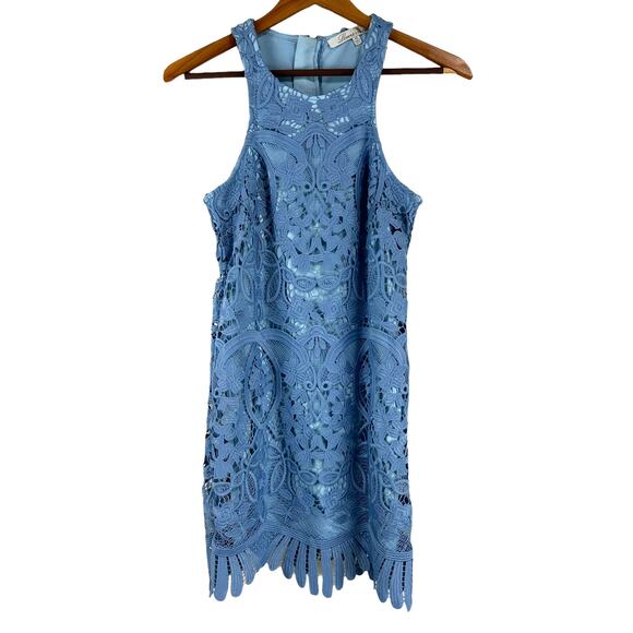 Lovers + Friends Caspian Shift Lace Blue Dress Size XS EUC Floral Scalloped Hem - Picture 3 of 10